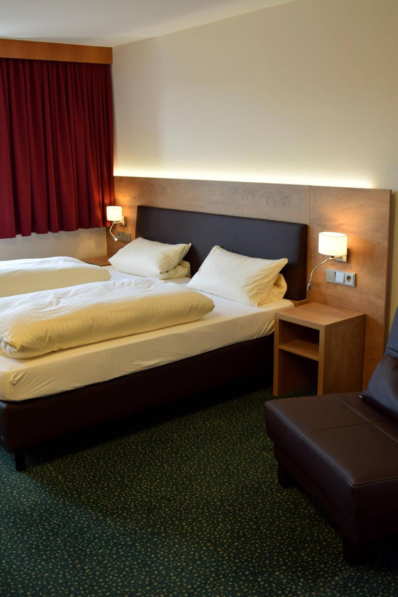 ולבורג Hotel Gasthof Zum Loewen חדר תמונה