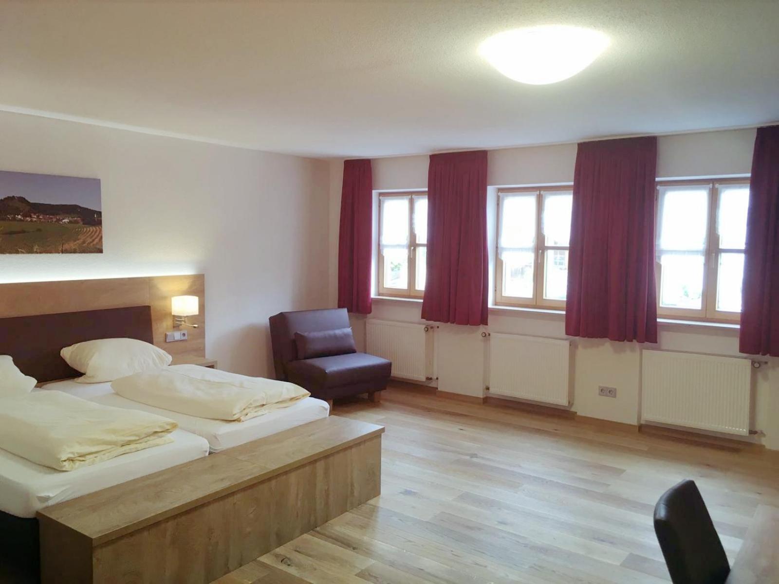 ולבורג Hotel Gasthof Zum Loewen חדר תמונה